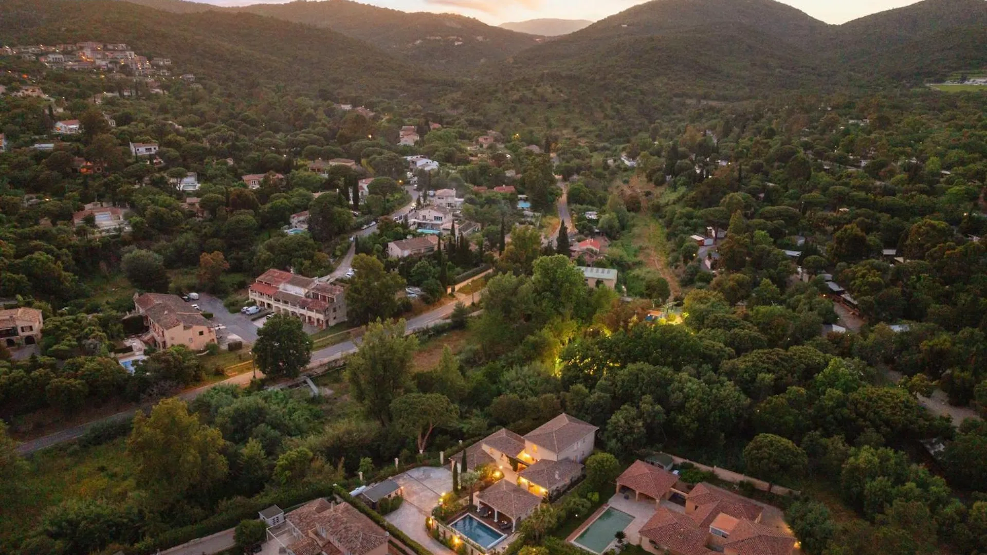 Villa Lavyn Grimaud 0*,  France